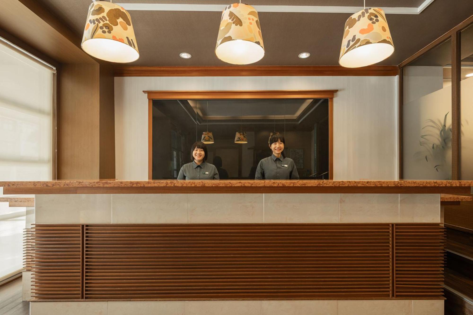Kindness Hotel Weiwuying Kaohsiung Bagian luar foto