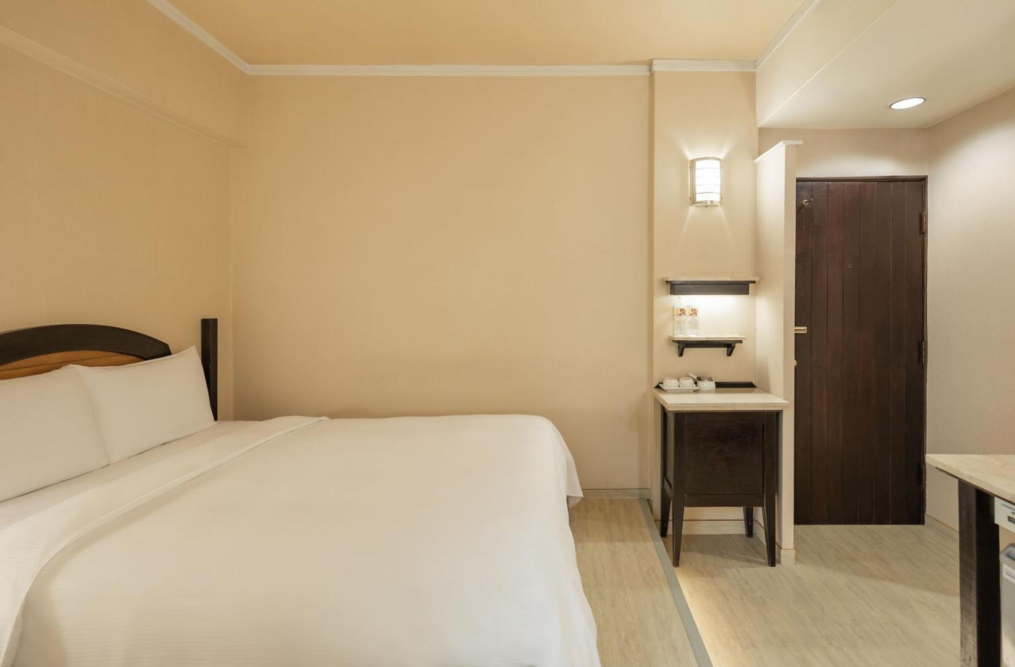 Kindness Hotel Weiwuying Kaohsiung Ruang foto