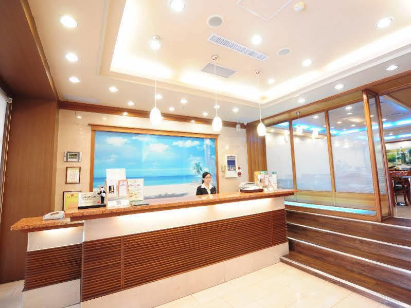 Kindness Hotel Weiwuying Kaohsiung Bagian luar foto